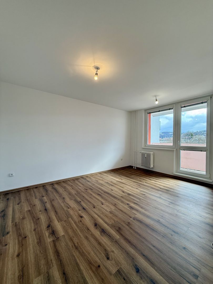 Pronájem bytu 2+1 Zlín - Kúty