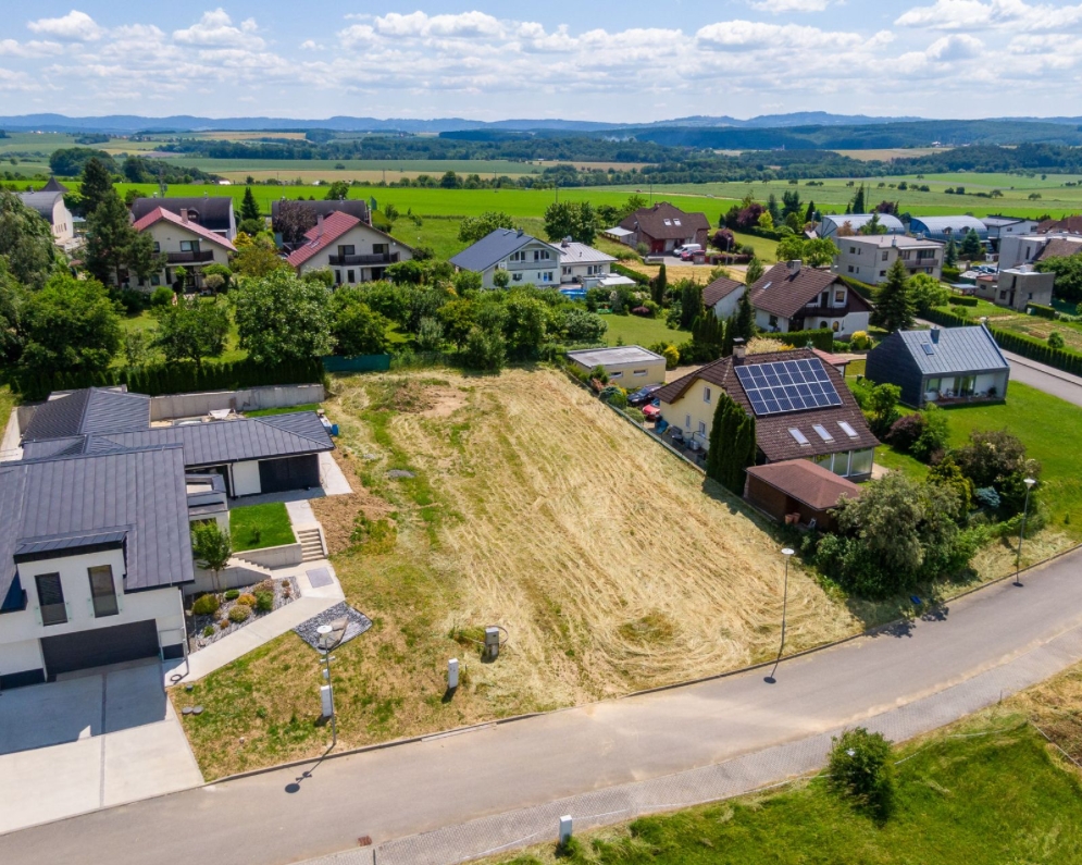 Prodej stavebního pozemku Fryšták u Zlína - PRODÁNO